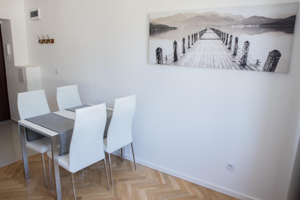 Apartment Nearto Old Town Na Ustroniu Street Краков Экстерьер фото